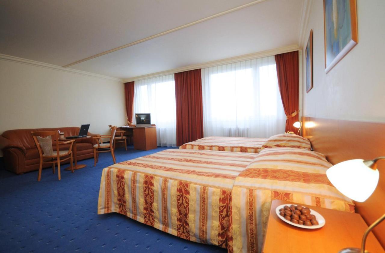 Top Hotel Praha Pokój zdjęcie
